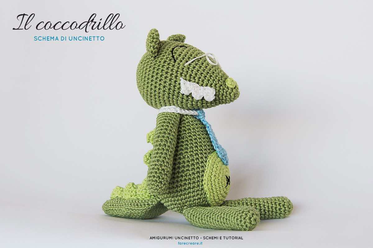 Un coccodrillo a uncinetto: schema di amigurumi facile in italiano .